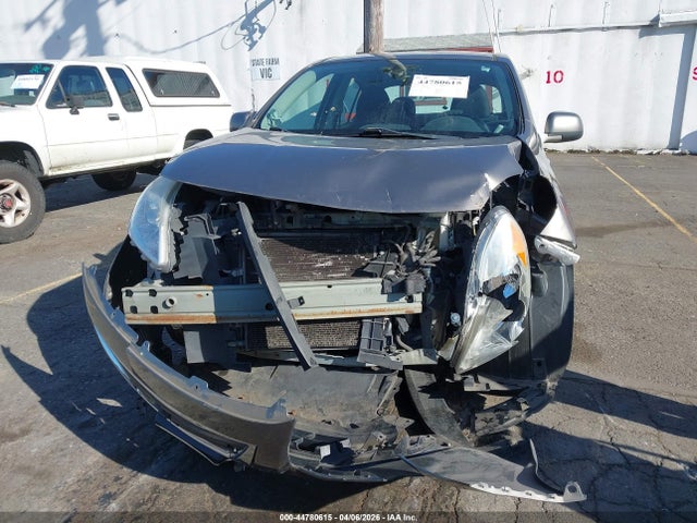3N1CN7AP5EL864011 Nissan Versa 1.6 Sv