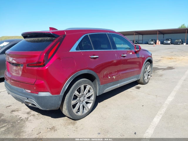 2019 CADILLAC XT4 1GYFZCR44KF100622 Photo 3