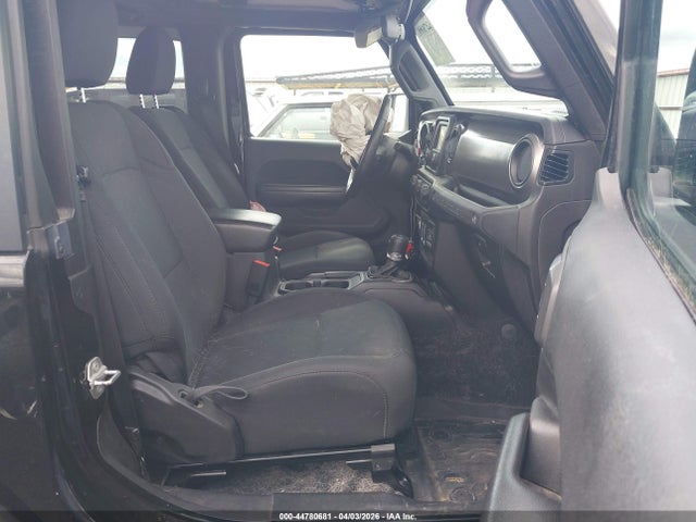 1C4GJXAG6KW617743 Jeep Wrangler Sport S 4x4