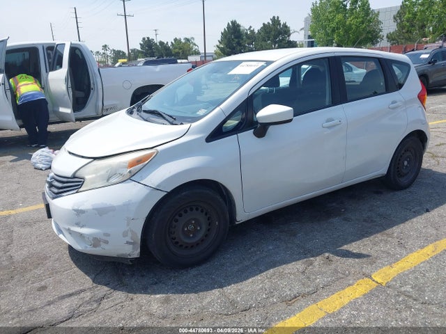 Nissan Versa Note S (sr)/s Plus/sl/sr/sv 2015 3N1CE2CP7FL404611 Image 2