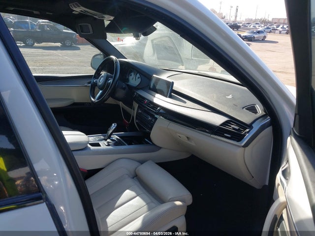 2016 BMW X5 EDRIVE 5UXKT0C54G0S79081 Photo 4