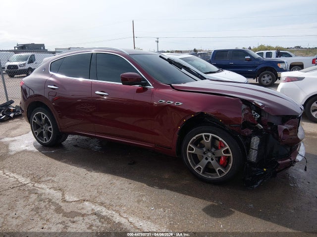 2017 Maserati Levante S მანქანა იყიდება აუქციონზე, vin: ZN661YUS5HX230572, აუქციონის ნომერი: 44780731