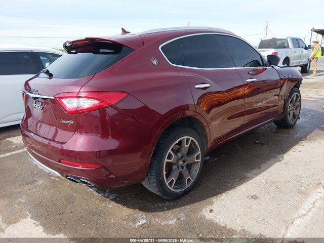 2017 Maserati Levante S მანქანა იყიდება აუქციონზე, vin: ZN661YUS5HX230572, აუქციონის ნომერი: 44780731