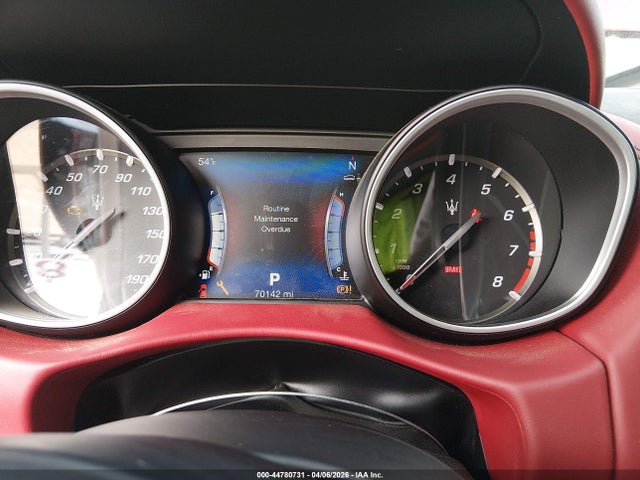 2017 Maserati Levante S მანქანა იყიდება აუქციონზე, vin: ZN661YUS5HX230572, აუქციონის ნომერი: 44780731