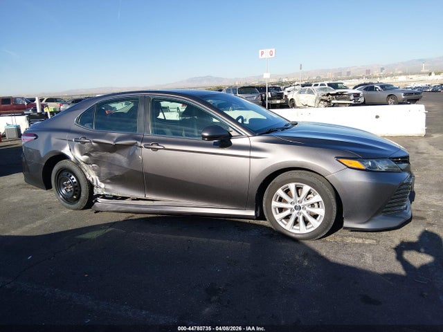 4T1B11HKXKU762664 Toyota CAMRY LE