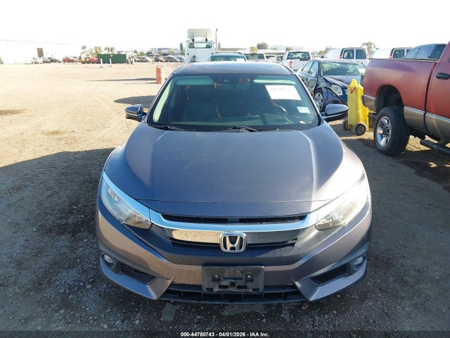 2HGFC1F96HH638002 Honda Civic Touring