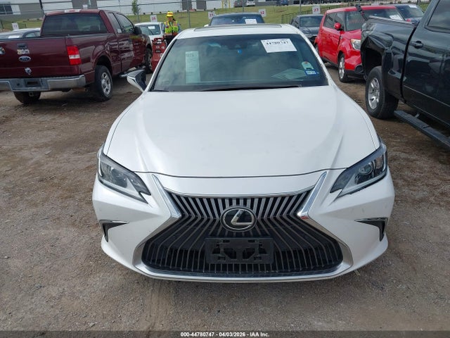 44780747 :رقم المزاد ، 58ADZ1B12LU075240 vin ، 2020 Lexus Es 350 مزاد بيع
