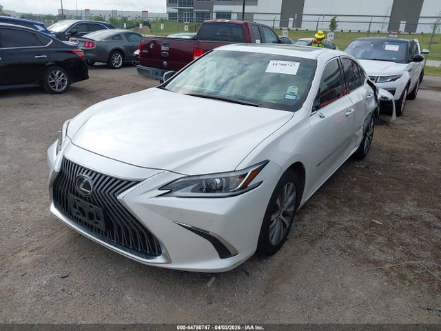 44780747 :رقم المزاد ، 58ADZ1B12LU075240 vin ، 2020 Lexus Es 350 مزاد بيع