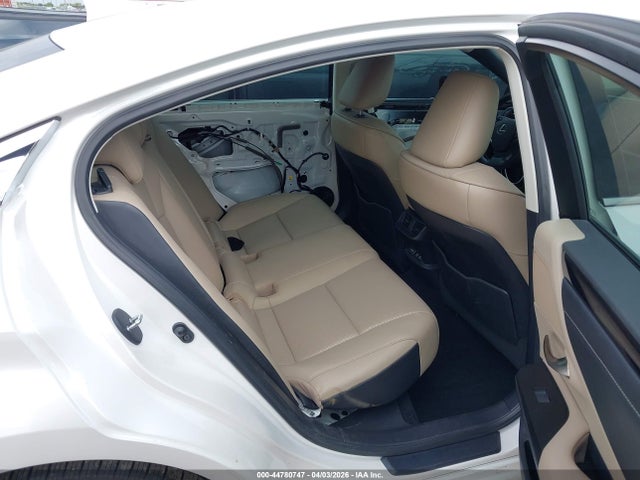 44780747 :رقم المزاد ، 58ADZ1B12LU075240 vin ، 2020 Lexus Es 350 مزاد بيع