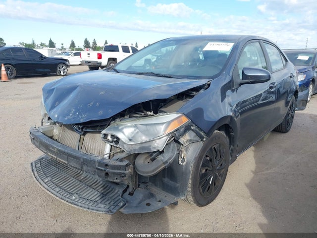 44780750 :رقم المزاد ، 5YFBURHE2GP504258 vin ، 2016 Toyota Corolla Le مزاد بيع