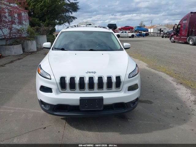 Jeep Cherokee Latitude 4x4 2018 1C4PJMCB3JD540873 Image 17