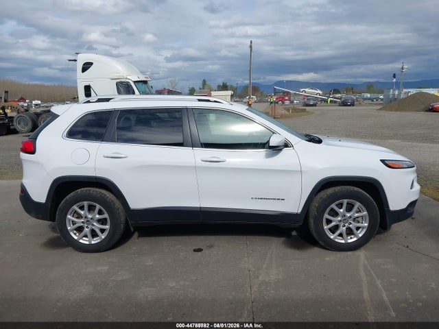 Jeep Cherokee Latitude 4x4 2018 1C4PJMCB3JD540873 Image 18