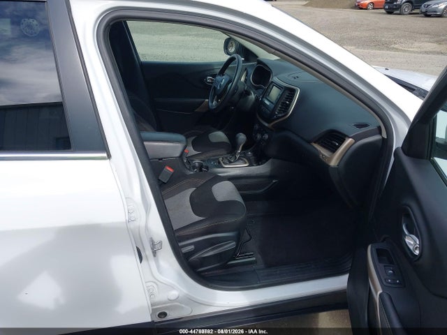 2018 JEEP CHEROKEE 1C4PJMCB3JD540873 Photo 4