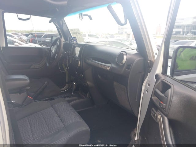 44780804 :رقم المزاد ، 1J4BA3H17BL625284 vin ، 2011 Jeep Wrangler Unlimited Sport مزاد بيع