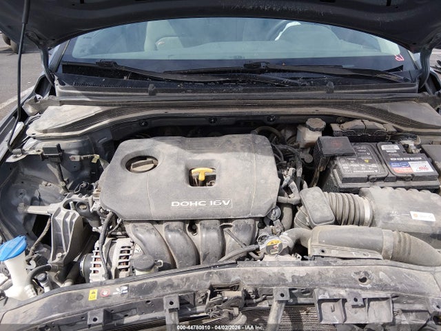 Hyundai ELANTRA SE 2017 KMHD74LF4HU417450 Image 10