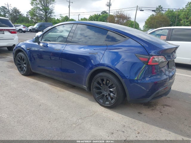 5YJYGDEDXMF114077 Tesla Model Y Standard Range Rear-wheel Drive