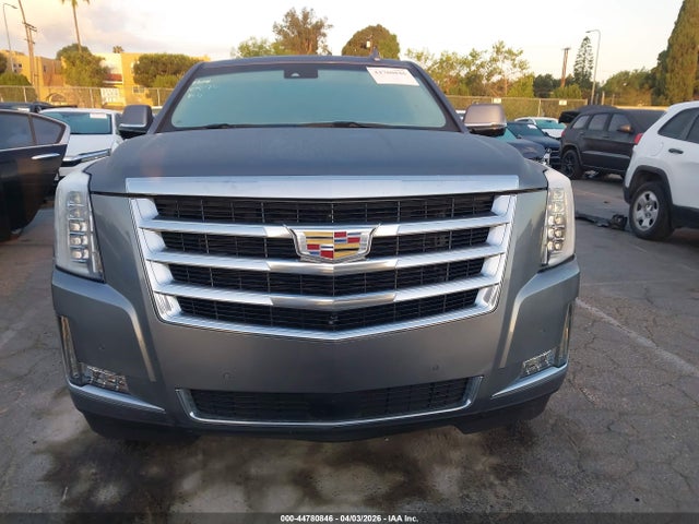 2019 Cadillac Escalade Luxury მანქანა იყიდება აუქციონზე, vin: 1GYS3BKJ9KR101497, აუქციონის ნომერი: 44780846