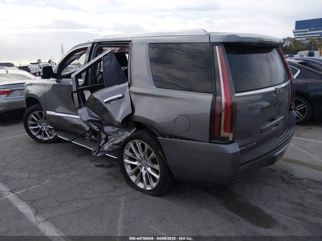 2019 Cadillac Escalade Luxury მანქანა იყიდება აუქციონზე, vin: 1GYS3BKJ9KR101497, აუქციონის ნომერი: 44780846