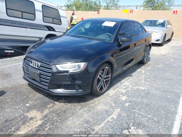 2019 AUDI A3 WAUAUGFF5KA095789 Photo 1