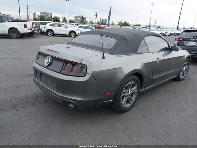 1ZVBP8EM6E5292307 Ford Mustang V6 Premium