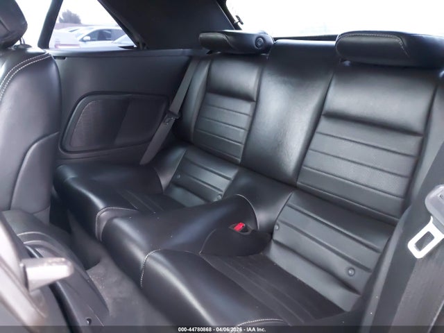 1ZVBP8EM6E5292307 Ford Mustang V6 Premium