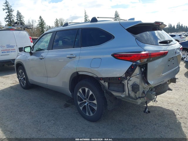 5TDKBRCHXPS134689 Toyota Highlander Hybrid Xle