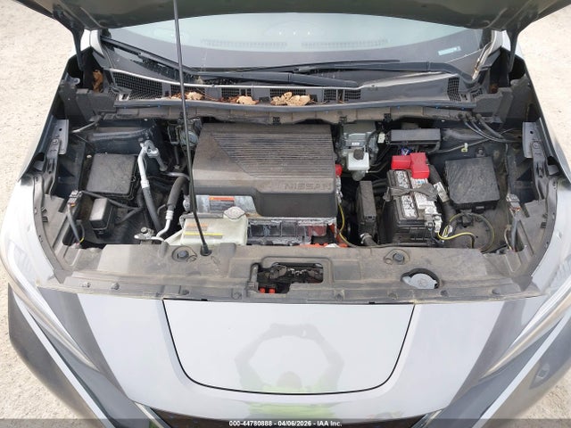 2022 NISSAN LEAF 1N4AZ1BV3NC555142 Photo 9