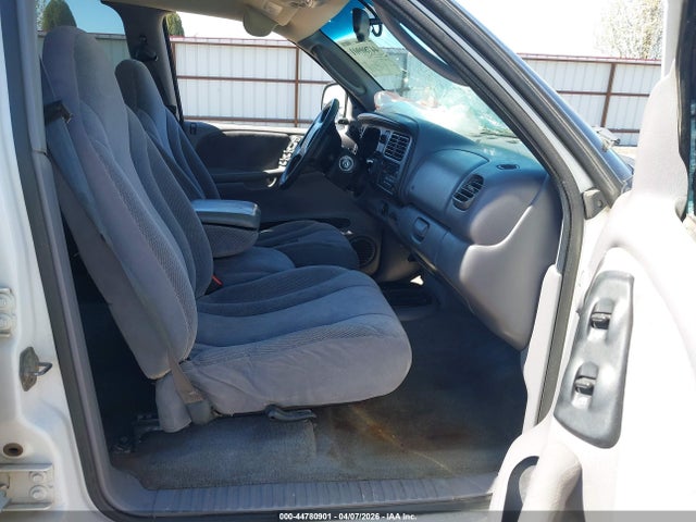 Продажа на аукционе авто 2000 Dodge Dakota Slt/sport, vin: 1B7GL2AN8YS673534, номер лота: 44780901
