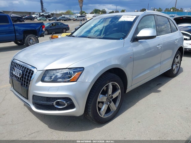 44780940 :رقم المزاد ، WA1DKAFP0BA114934 vin ، 2011 Audi Q5 3.2 Premium Plus مزاد بيع