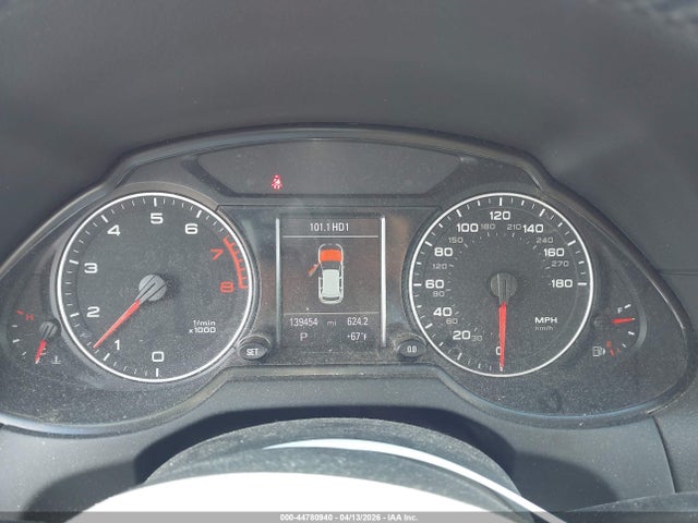 44780940 :رقم المزاد ، WA1DKAFP0BA114934 vin ، 2011 Audi Q5 3.2 Premium Plus مزاد بيع