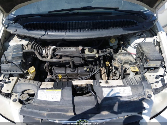 2006 Chrysler Town & Country მანქანა იყიდება აუქციონზე, vin: 1A4GP45R26B760933, აუქციონის ნომერი: 44780945