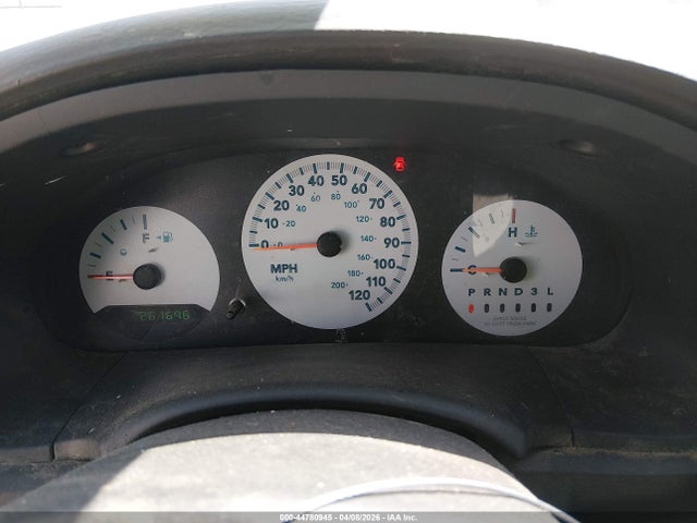 2006 Chrysler Town & Country მანქანა იყიდება აუქციონზე, vin: 1A4GP45R26B760933, აუქციონის ნომერი: 44780945