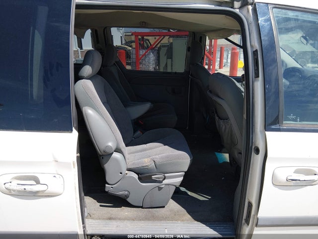 2006 Chrysler Town & Country მანქანა იყიდება აუქციონზე, vin: 1A4GP45R26B760933, აუქციონის ნომერი: 44780945