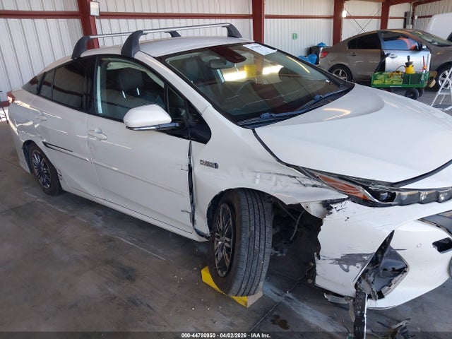 Toyota Prius Prime Limited 2020 JTDKARFP5L3137890 Image 6