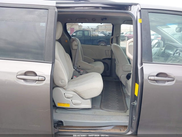 Продажа на аукционе авто 2011 Toyota Sienna Le V6/le V6 Auto Access Seat, vin: 5TDKK3DC1BS064217, номер лота: 44780951
