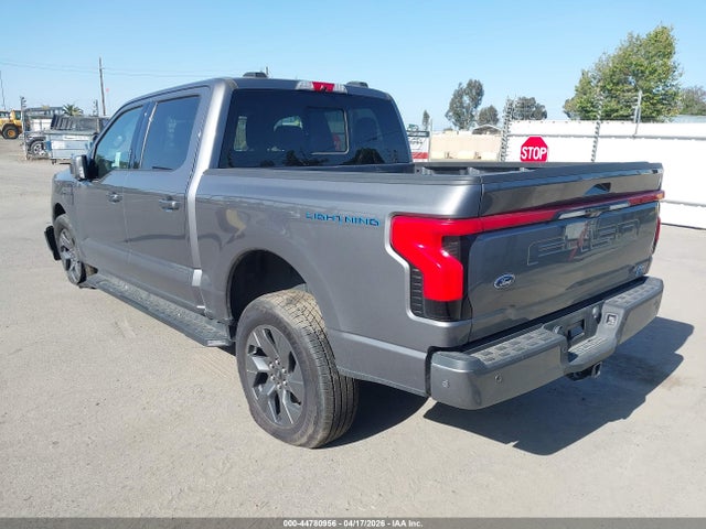 2023 FORD F-150 LIGHTNING 1FTVW1EL7PWG48391 Photo 2