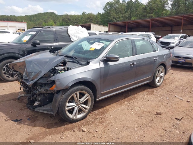 2014 Volkswagen Passat 2.0l Tdi Sel Premium მანქანა იყიდება აუქციონზე, vin: 1VWCN7A37EC074003, აუქციონის ნომერი: 44780977