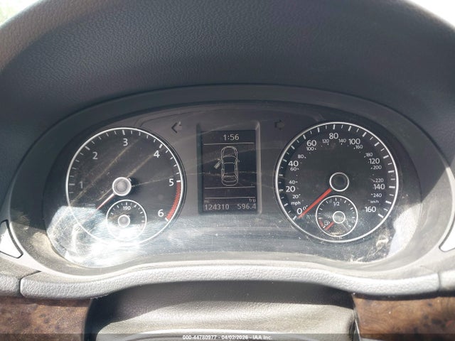 2014 Volkswagen Passat 2.0l Tdi Sel Premium მანქანა იყიდება აუქციონზე, vin: 1VWCN7A37EC074003, აუქციონის ნომერი: 44780977