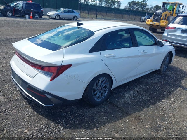Продажа на аукционе авто 2024 Hyundai Elantra Sel, vin: KMHLM4DG4RU641511, номер лота: 44780995