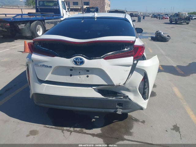 JTDKARFP3H3032353 Toyota Prius Prime Premium