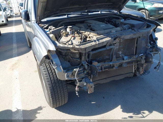 1N6AD0ER2JN757144 Nissan Frontier Sv