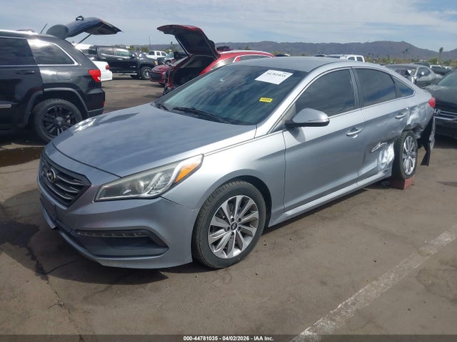 Hyundai Sonata Sport 2015 5NPE34AF1FH054247 Image 2