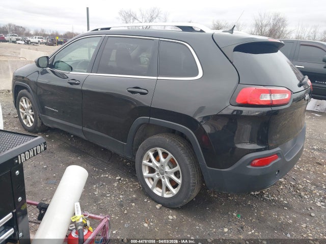 1C4PJLCS1EW106052 Jeep Cherokee Latitude