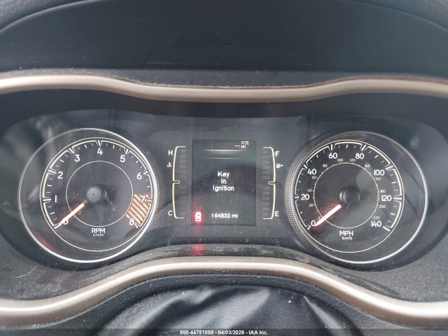 1C4PJLCS1EW106052 Jeep Cherokee Latitude
