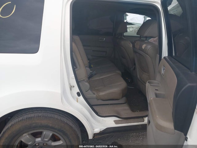 44781063 :رقم المزاد ، 5FNYF4H59EB053975 vin ، 2014 Honda Pilot Ex-l مزاد بيع