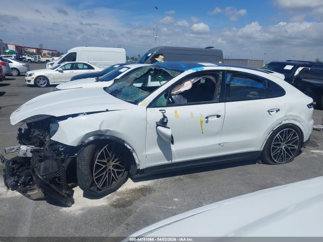 Porsche Cayenne Coupe 2024 WP1BA2AY4RDA55755 Image 15