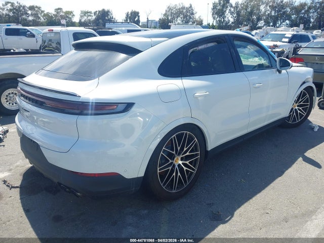 2024 PORSCHE CAYENNE COUPE WP1BA2AY4RDA55755 Photo 3