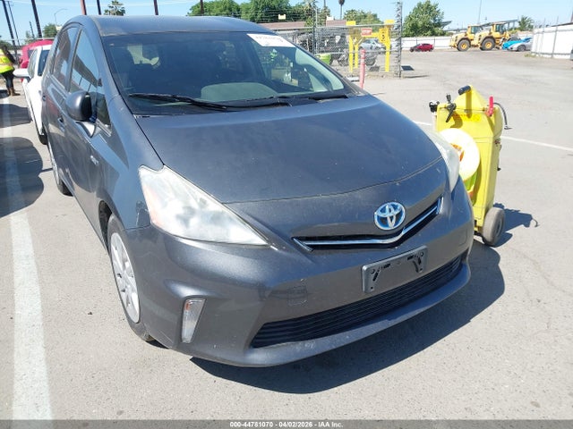 JTDZN3EU5E3334200 Toyota Prius V Three
