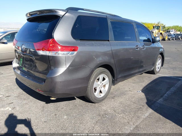 Aukcja sprzedaży 2013 Toyota Sienna Le V6 8 Passenger, vin: 5TDKK3DC3DS338312, numer aukcji: 44781073