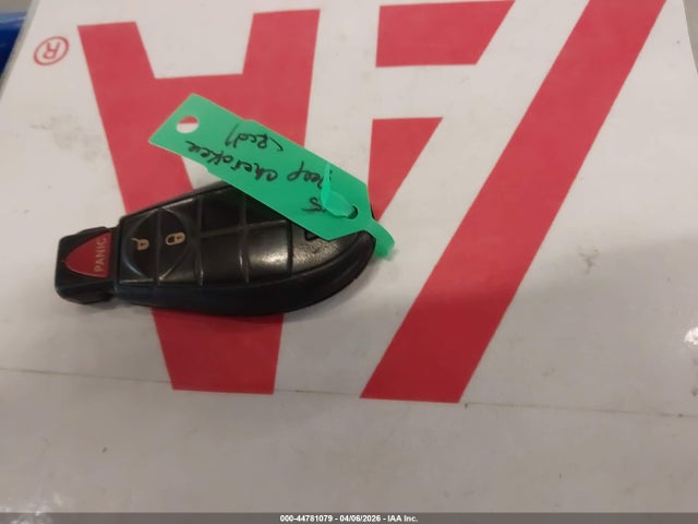 1C4PJLCB4FW694725 Jeep Cherokee Latitude